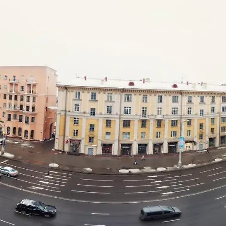 Апартаменти On Kupalovskaya *