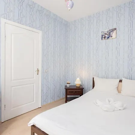 On Kupalovskaya Apartment