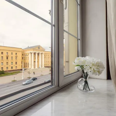 Апартаменти On Kupalovskaya